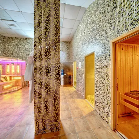 From Sunrise To Sunset At Oak Smolyan Lakes Appartement Pamporovo