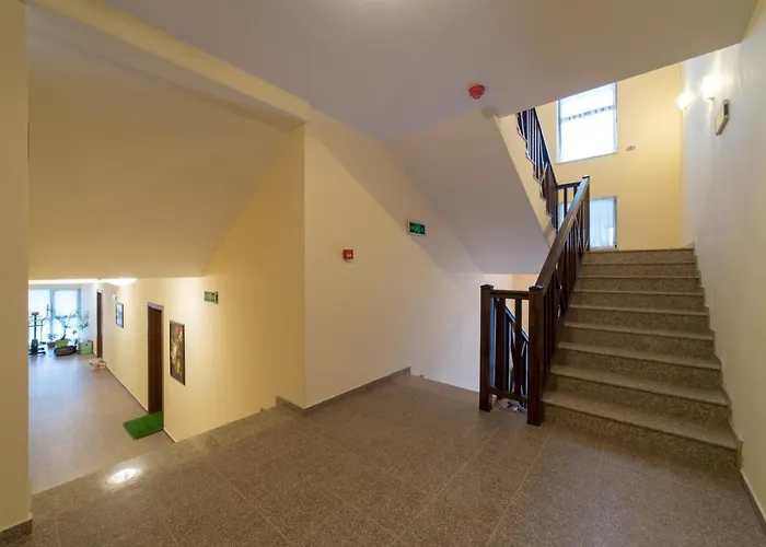 From Sunrise To Sunset At Oak Smolyan Lakes Appartement