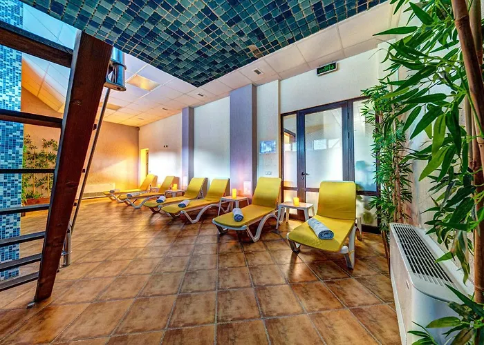 From Sunrise To Sunset At Oak Smolyan Lakes * Pamporovo