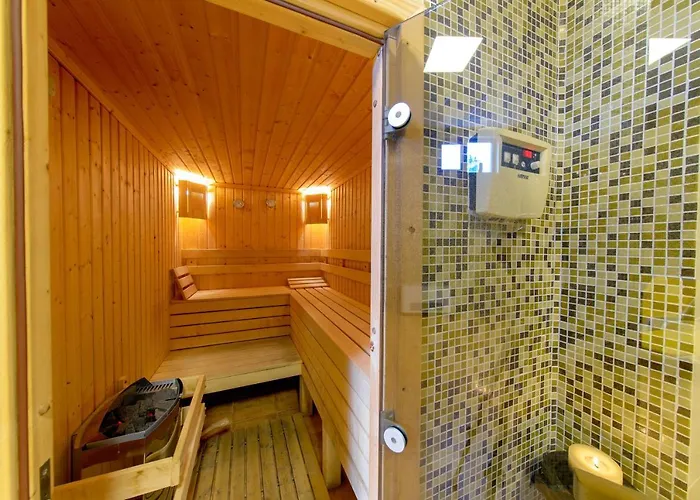 From Sunrise To Sunset At Oak Smolyan Lakes *