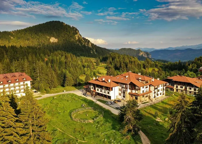 From Sunrise To Sunset At Oak Smolyan Lakes